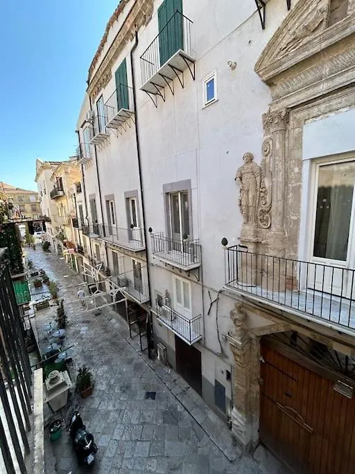 Appartamento Palermo Sole Di Sicilia 0*,